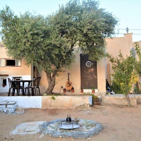 Our Villa'S Private Apartments - Hq Budget Stay - Wonderful Horizon View Of Jerash 제라시 외부 사진