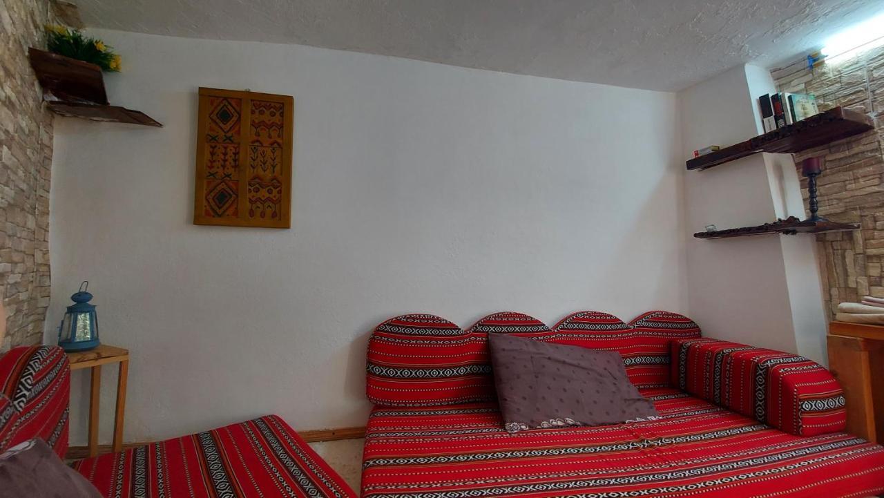 Our Villa'S Private Apartments - Hq Budget Stay - Wonderful Horizon View Of Jerash 제라시 외부 사진