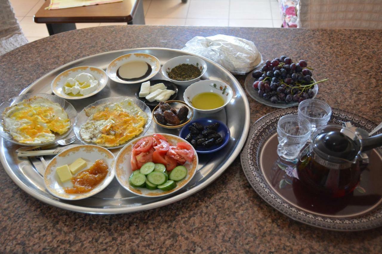 Our Villa'S Private Apartments - Hq Budget Stay - Wonderful Horizon View Of Jerash 제라시 외부 사진